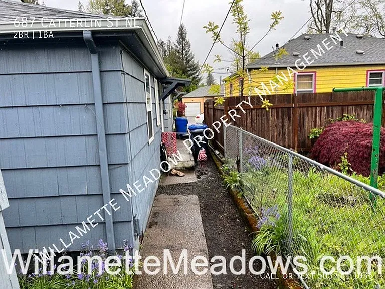 687 Catterlin Ave NE — Photo 22