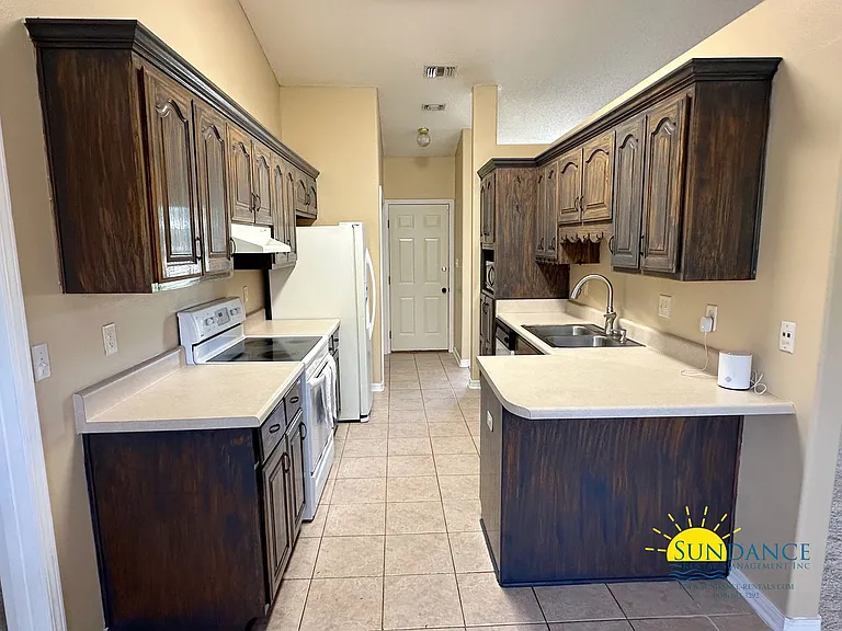 2634 Hidden Estates Cir — Photo 5