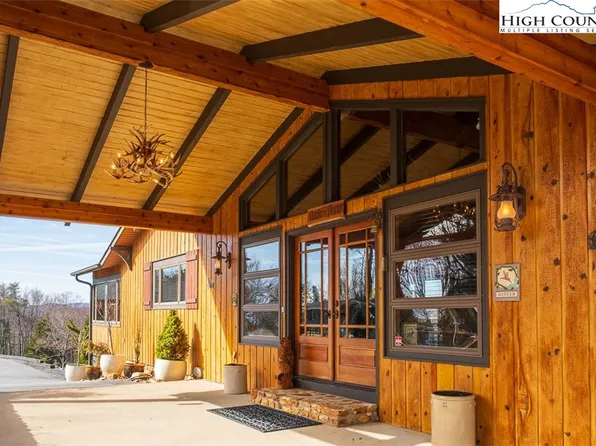 186 Woodcrest Road, Glade Valley, NC 28627