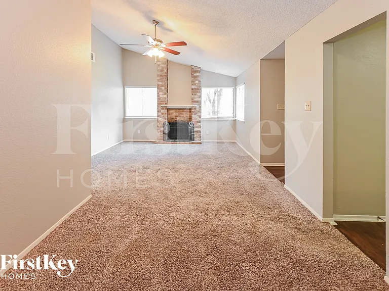 6316 Porterway Dr — Photo 4