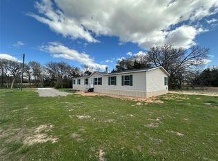 230 Largo St, Bonham, TX 75418