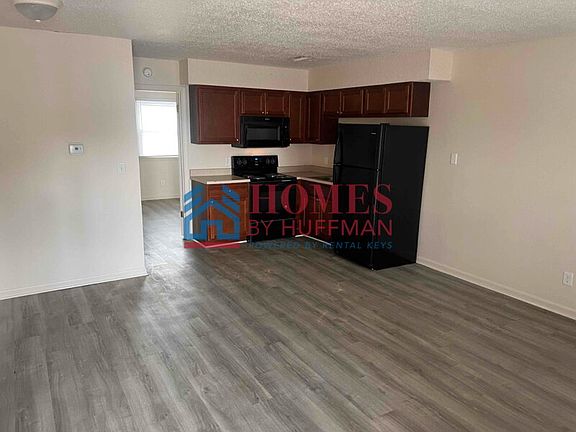 3rd image of 403 S 5th St #12