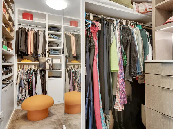 1220 Park Avenue image 13 of 18