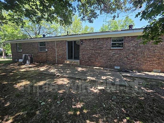 5th image of 19 Creekdale Dr