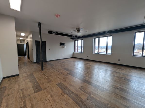 101 E Lincoln Ave #3
