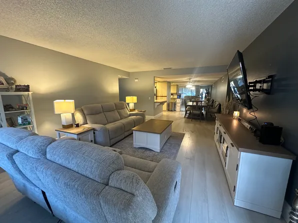25644 Sharp Dr APT B, Hemet, CA 92544