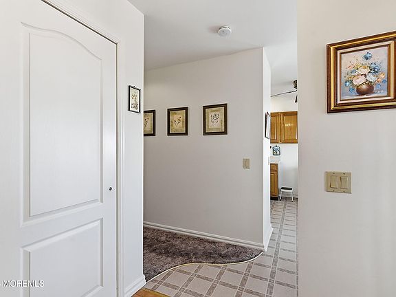4th image of 70 Winterton Drive