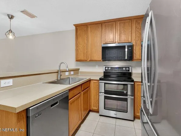 1500 CALMING WATER Drive #403, Fleming Island, FL 32003