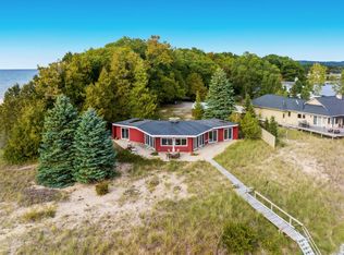 16560 Starkey Rd, Arcadia, MI 49613