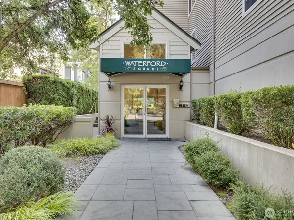 6831 NE 170th Street #103, Kenmore, WA 98028