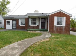 220 Montrose Ave, Harrodsburg, KY 40330