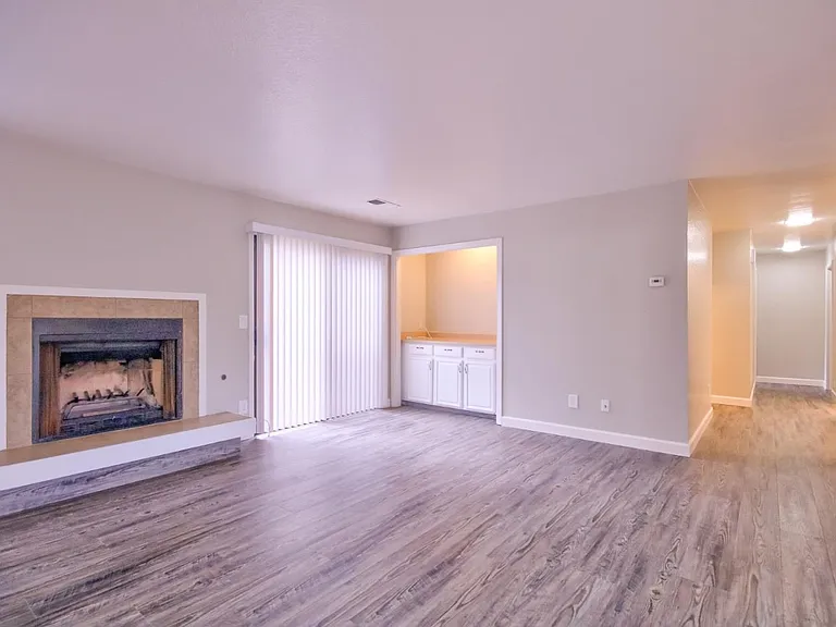 1051 Padre Dr #2 — Photo 3