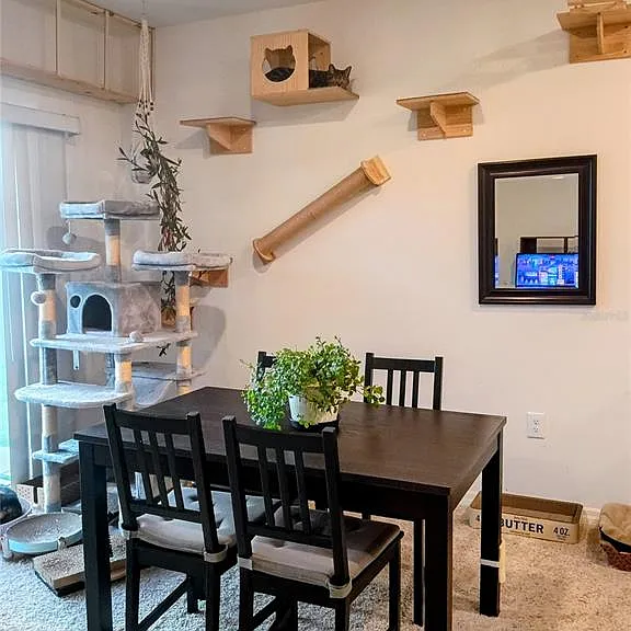 409 Corso Loop — Photo 4