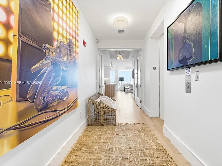 100 S Pointe Dr #1807 — Photo 16