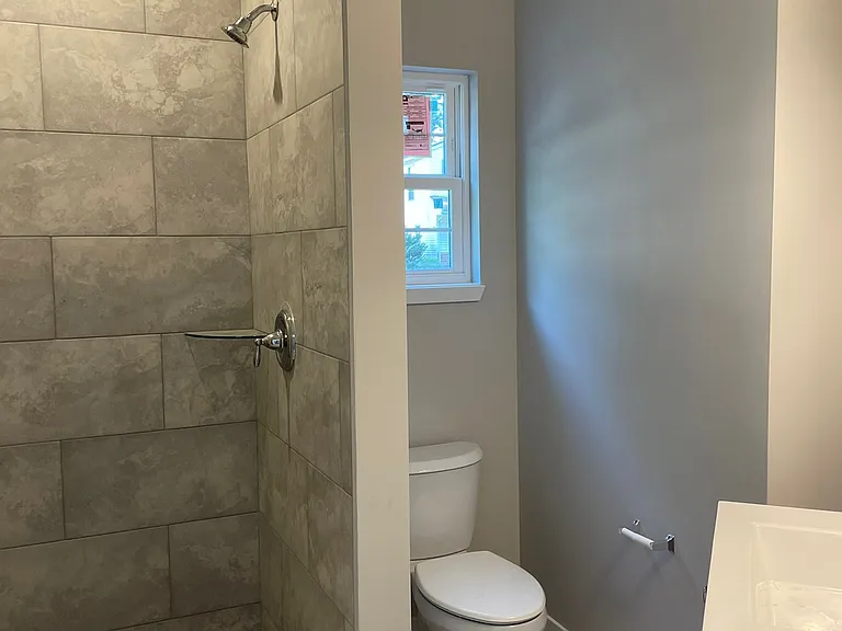 1201-03 Cameron Ave #1 — Photo 8