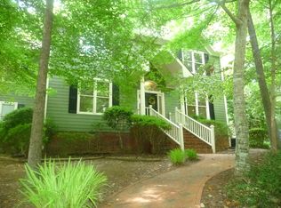 201 Westbury Dr, Chapel Hill, NC 27516
