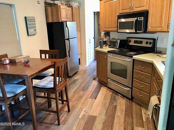 5th image of 17550 S Munds Ranch Rd #320