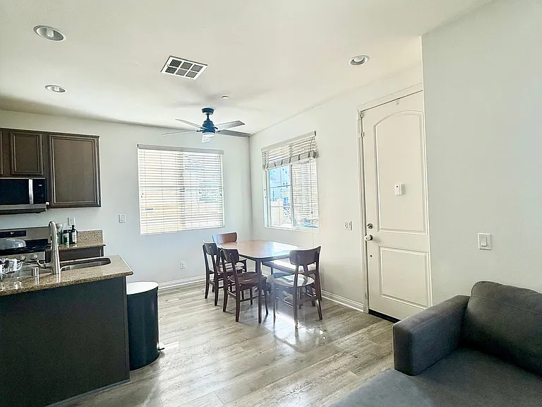 1310 Santa Victoria Rd — Photo 2