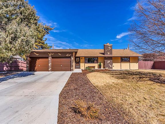 3rd image of 1365 Fairview Ave