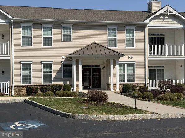 4209 Poplar St, Garnet Valley, PA 19060