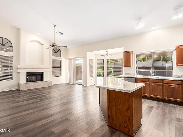 1517 W Islandia Dr — Photo 13