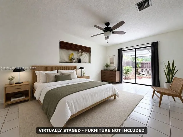 4226 S Landar Dr — Photo 2