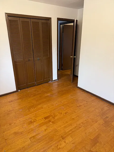 5 bed, 2842 sqft, $2,899 — Photo 3