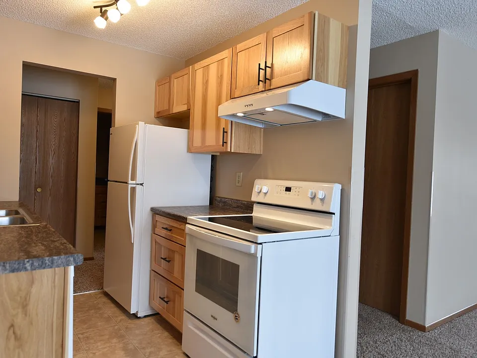 Welcome to Pine Forest Apartments in Forest Lake, MN