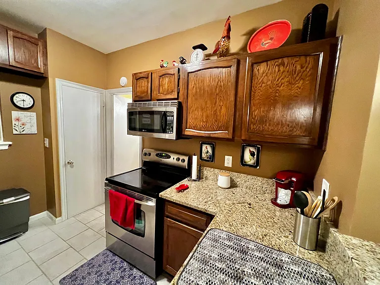 430 Lindbergh Dr NE — Photo 29