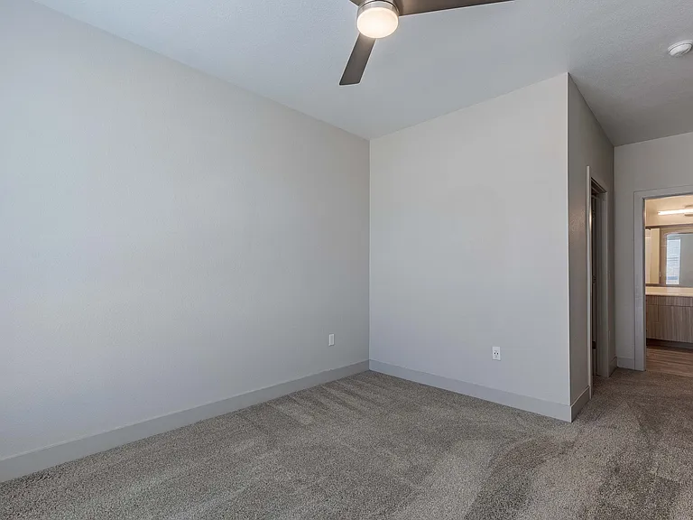 Encore Evans Station Apartments — Photo 25
