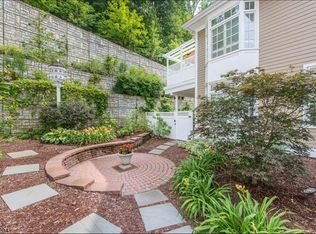 60 Chestnut St #4, Morristown, NJ 07960