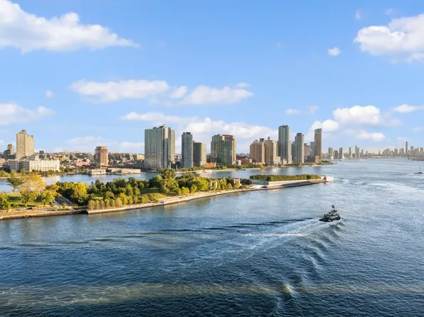 45 Sutton Place image 5 of 43