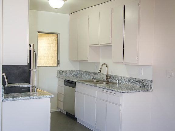 4th image of 3748 Midvale Ave #457561897