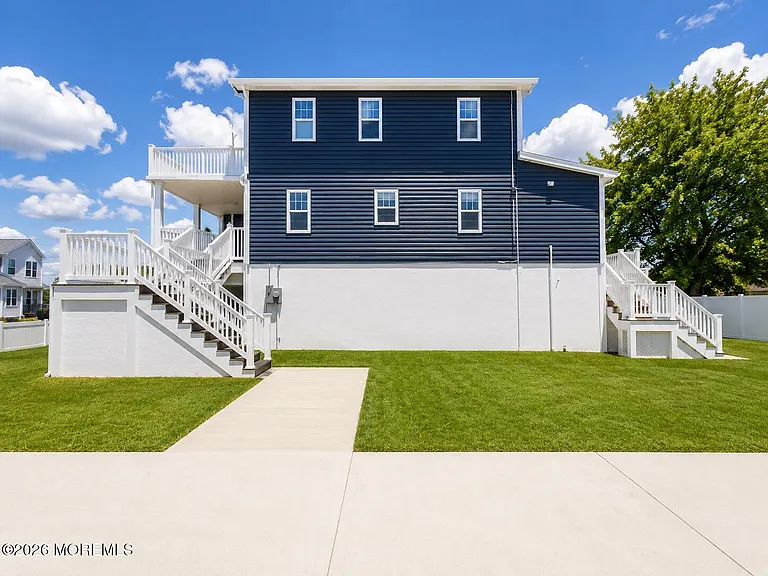 202 Palermo Ave — Photo 26