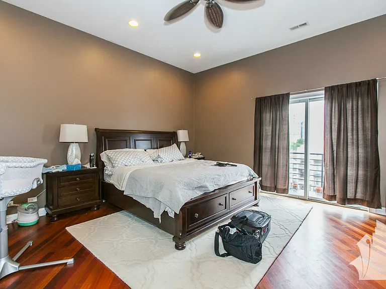 1357 W Grand Ave #4 — Photo 7