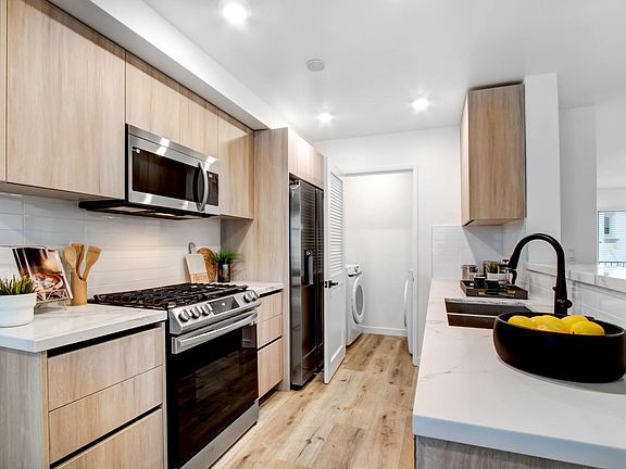 5th image of 1650 S Bentley Ave APT 103