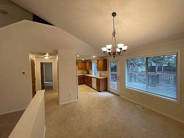 19941 Porcupine Dr — Photo 6