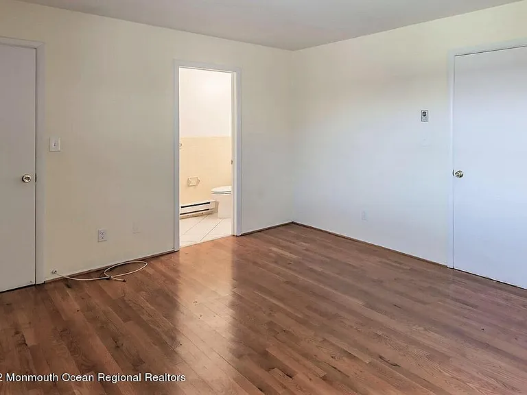 1501 Ocean Ave #1W — Photo 22