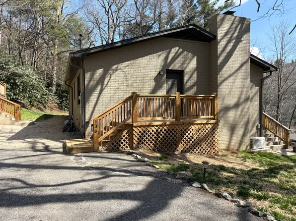 137 Ski Crest Park, Blowing Rock, NC 28605