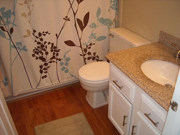 3rd image of 6471 Summerfield Dr