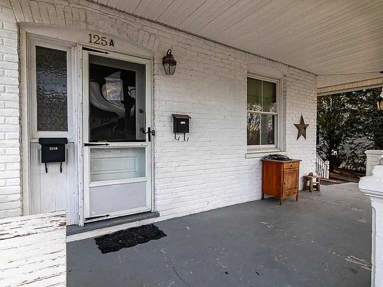 125 Front St #A — Photo 13