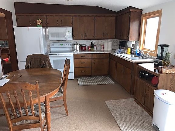 4th image of 1611 F Avenue Pl