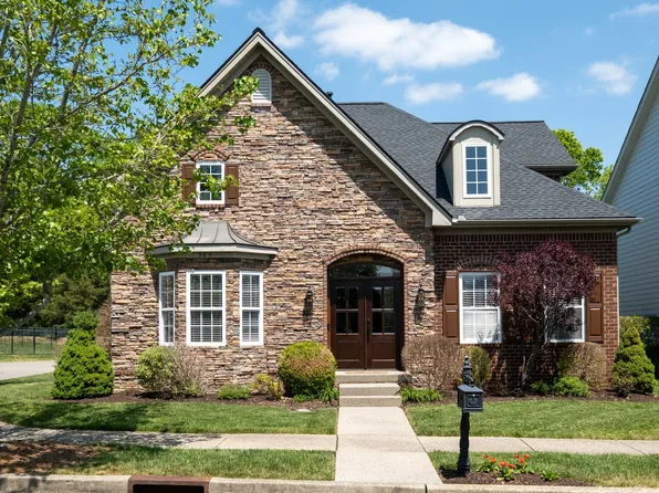 364 Pennystone Cir, Franklin, TN 37067
