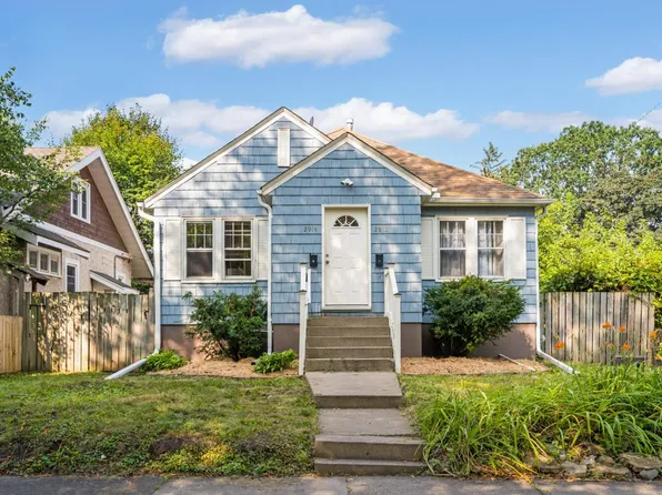 2912 32nd Ave S, Minneapolis, MN 55406