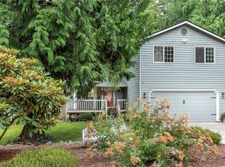 4305 Lakeridge Dr E, Lake Tapps, WA 98391