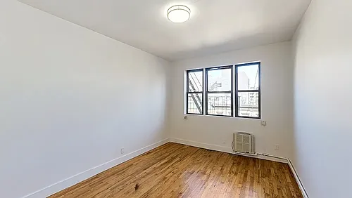624 E 11th St #3D Photo 1