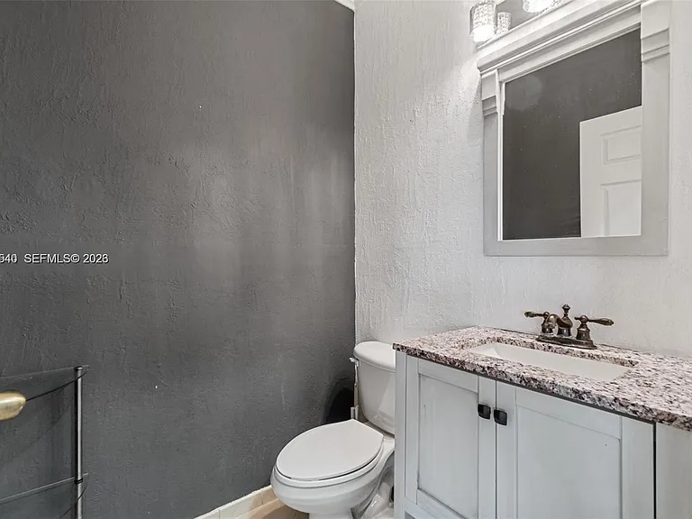 24302 SW 112th Ct — Photo 12