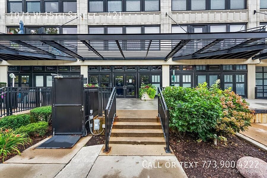 1st image of 1071 W 15th St Unit 421