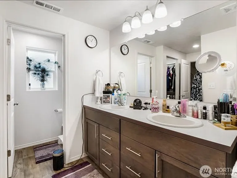 1120 W Aspen Rd — Photo 12