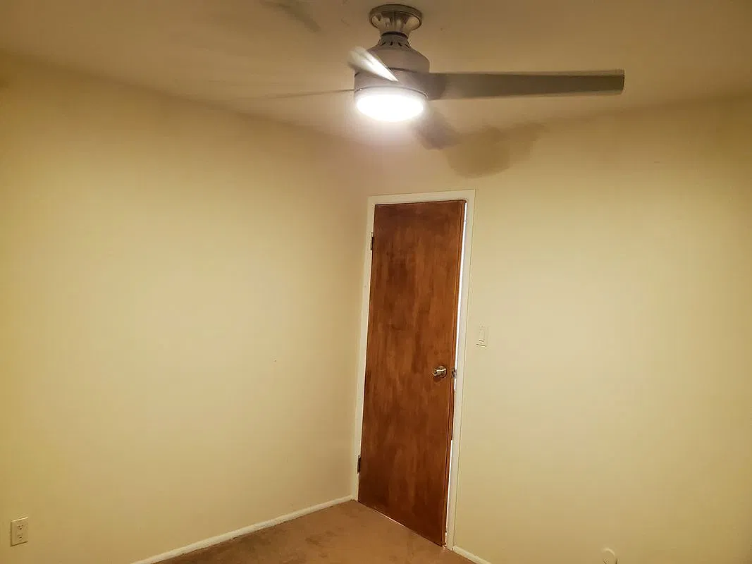 3 bed, 1.5 bath, 1333 sqft, $1,275 — Photo 4